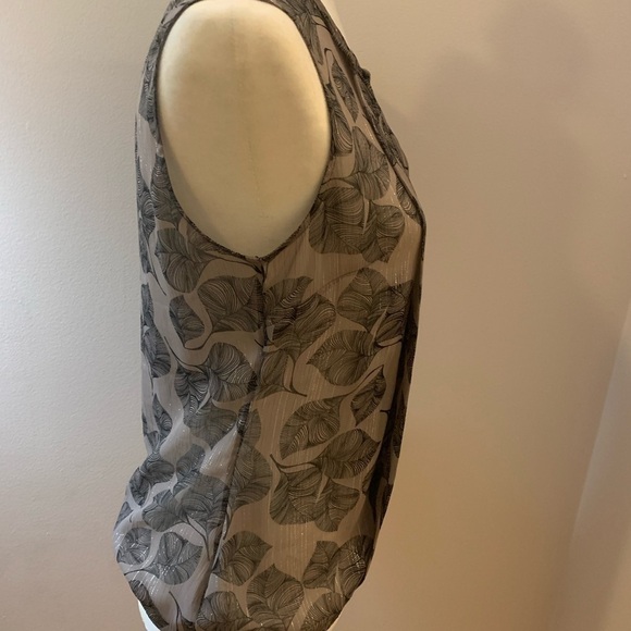 Banana Republic black/taupe blouse, size S - Picture 3 of 5